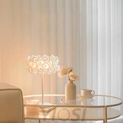 White Hydrangea Table Lamp  ∅ 13.8″ - Plastomer-1-Yiosilamp