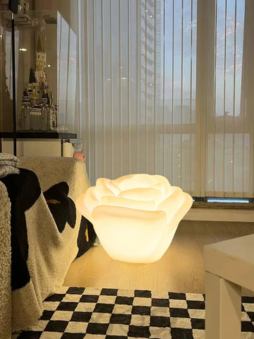 White Rose Shaped Table Lamp - Wave-1-Yiosilamp