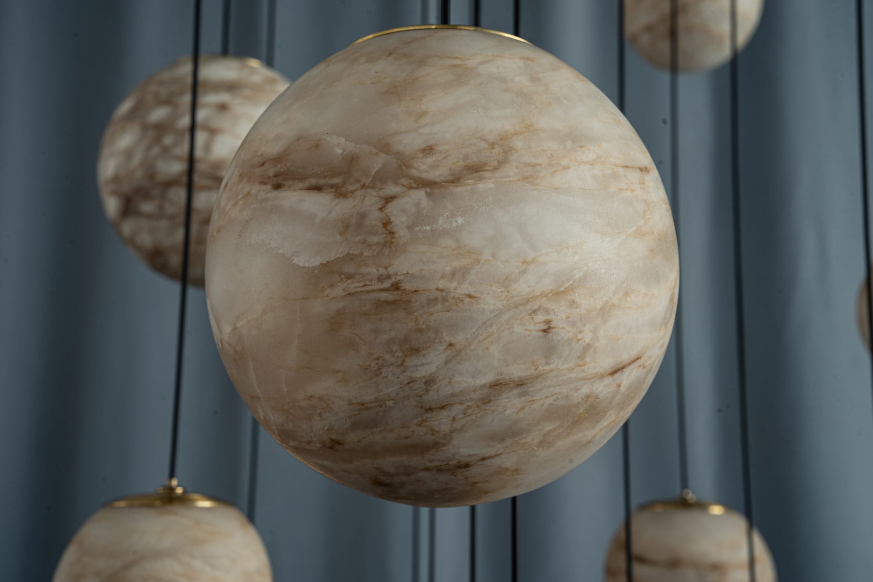 yiosi-cascata-planet-cluster-md9623-062-075.jpg