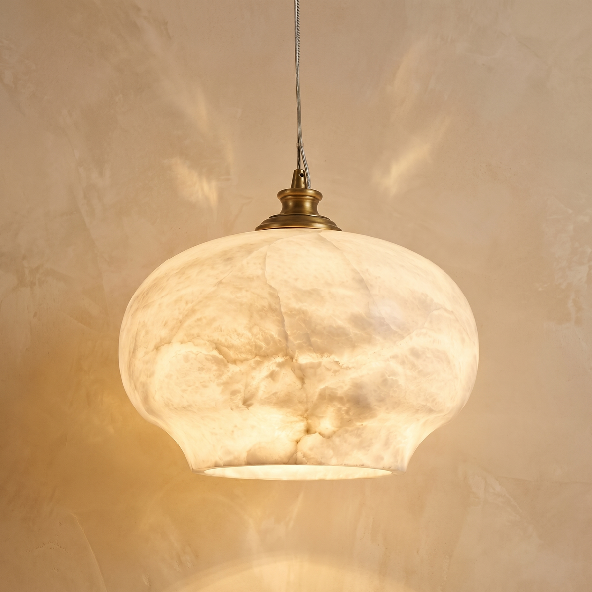 Apple Shape Pendant Alabaster — D300 — mra-apple-shape-pendant-70043-d300-product