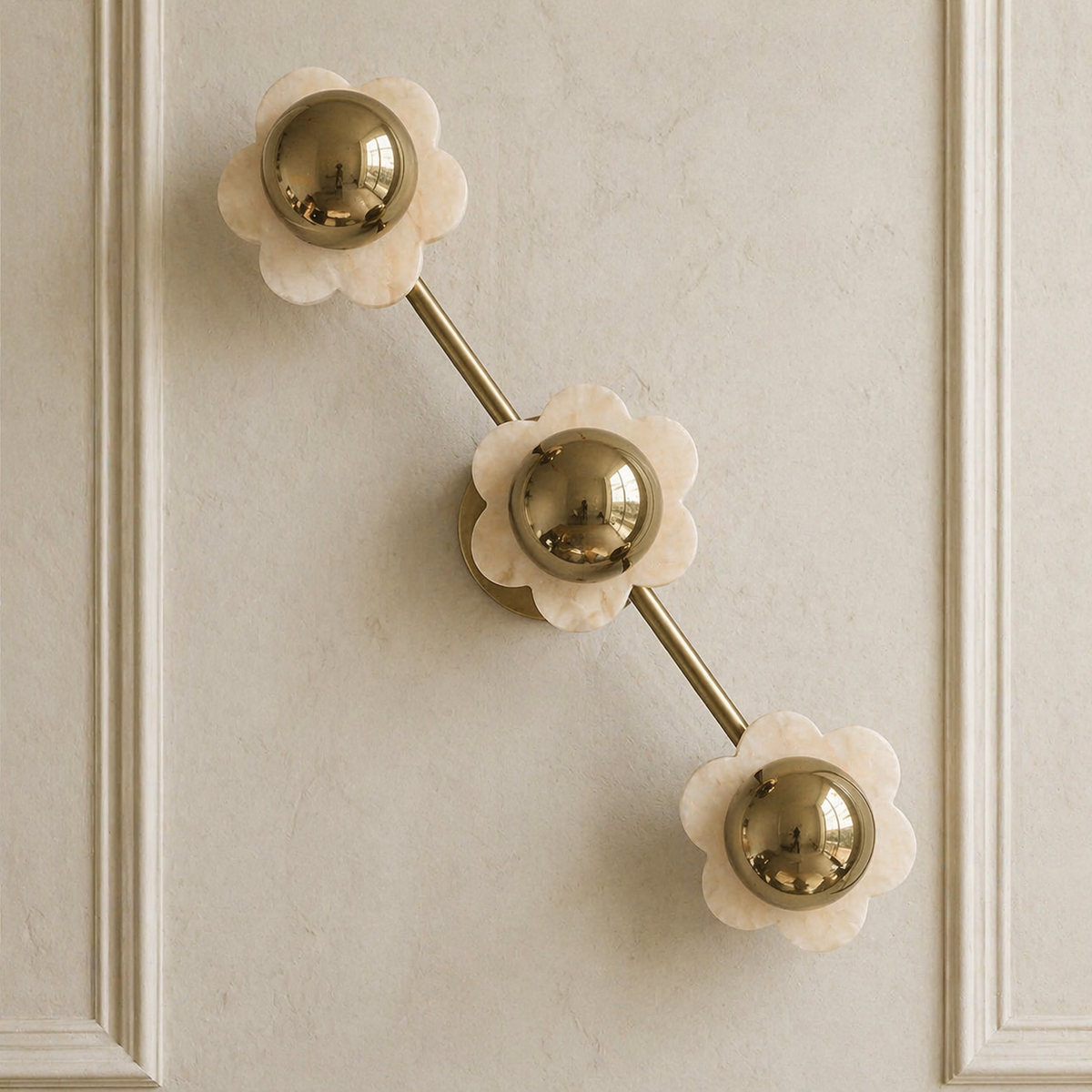 Brass Flower Wall Alabaster — W600 — mra-brass-flower-wall-91050-w600-dark