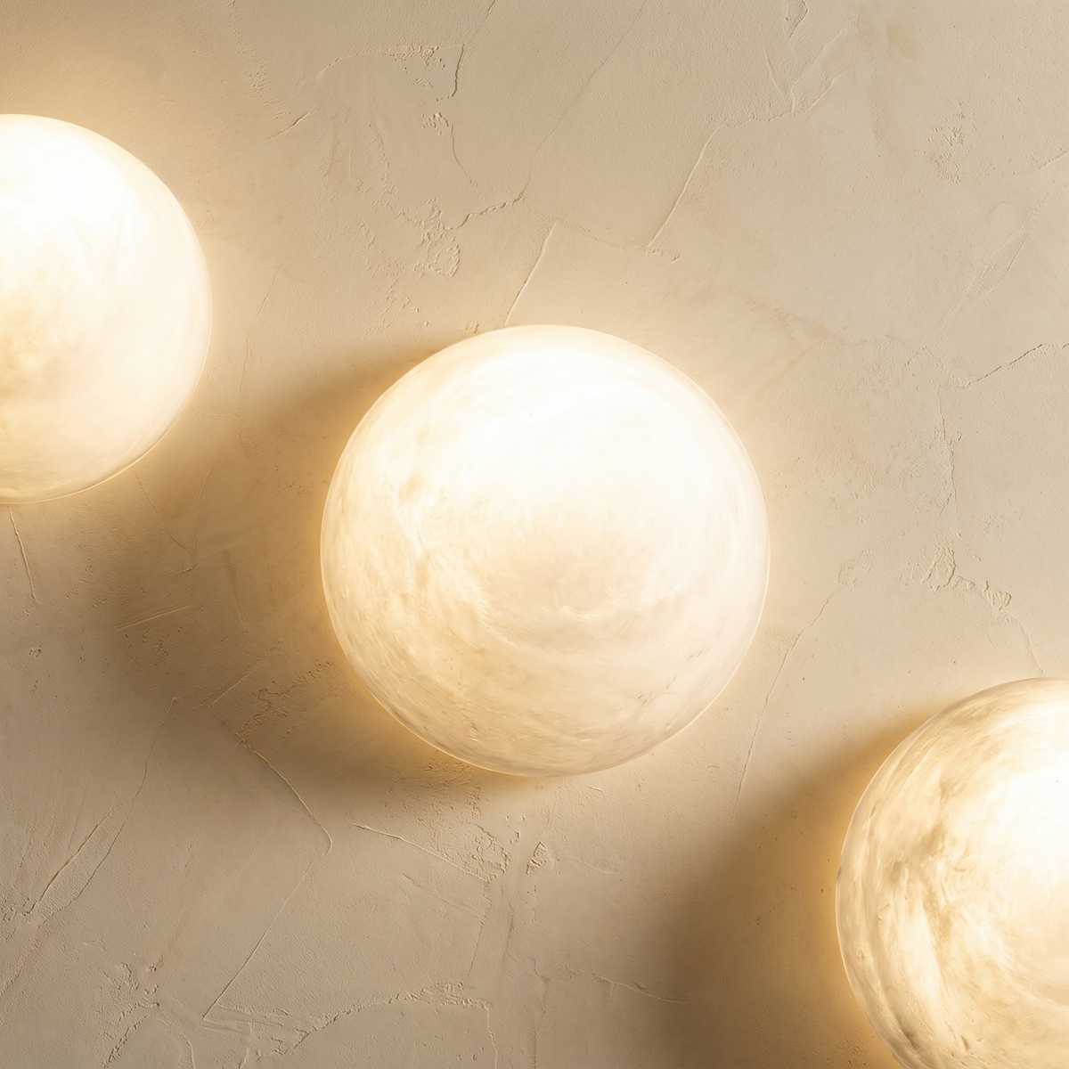 Oval Flat Wall Alabaster — W240 — mra-oval-flat-wall-71009-w240-product