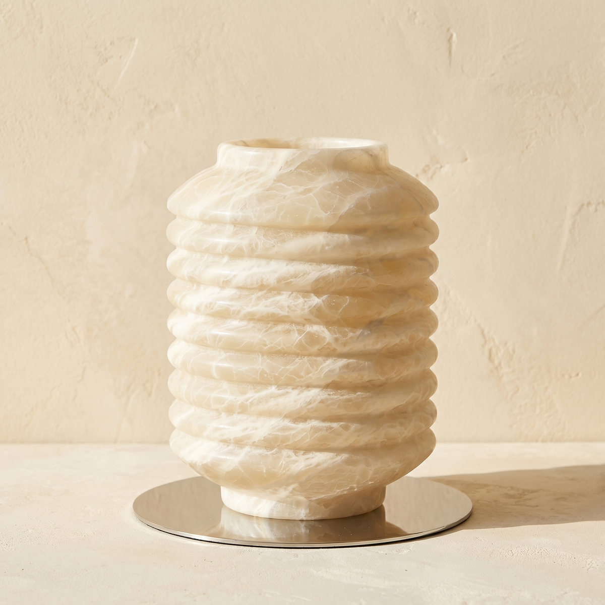 Ridged Jar Table Alabaster — D180 — mra-ridged-jar-table-49619-d180-dark