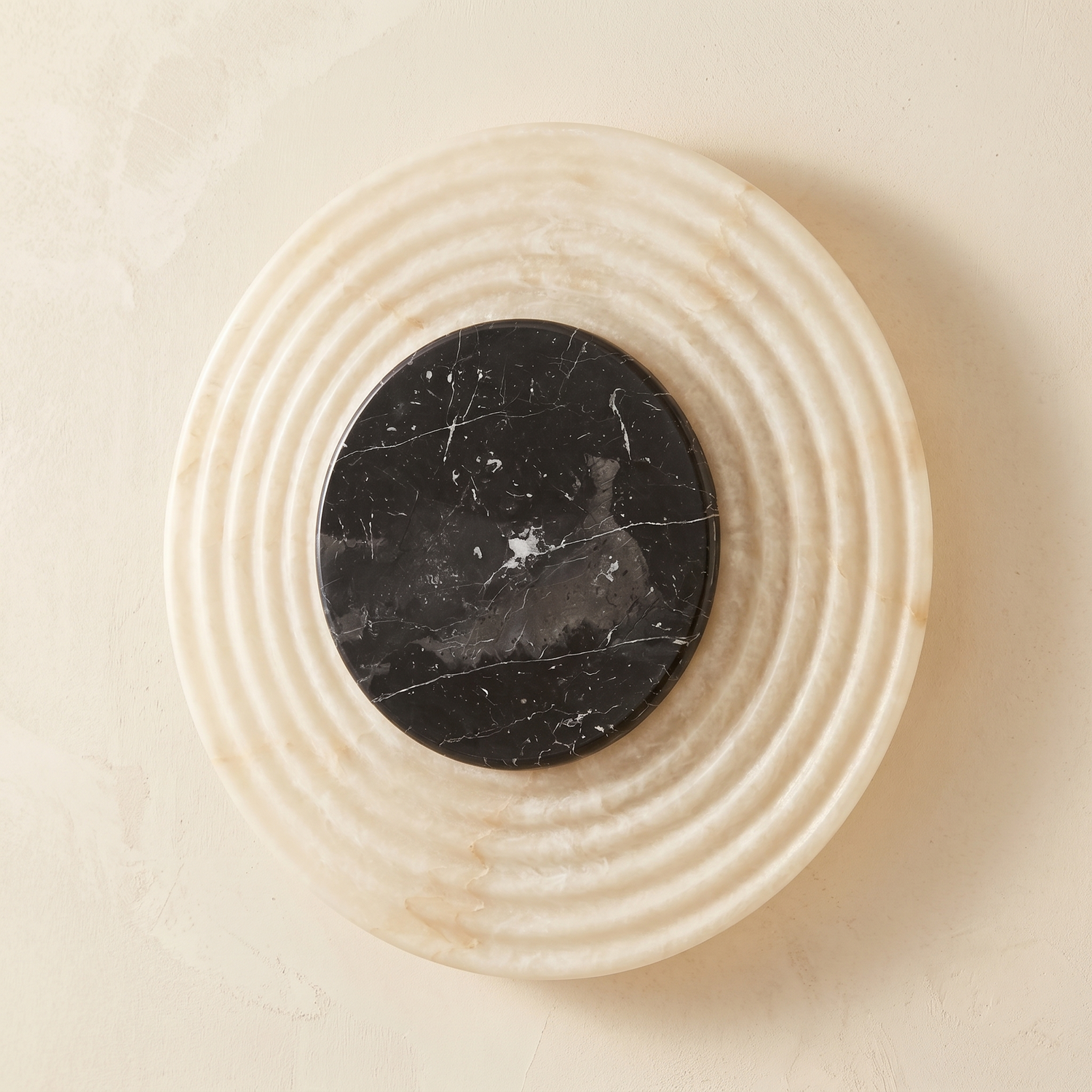Swirl Disc Wall Alabaster — D480 — mra-swirl-disc-wall-7010-d480-dark