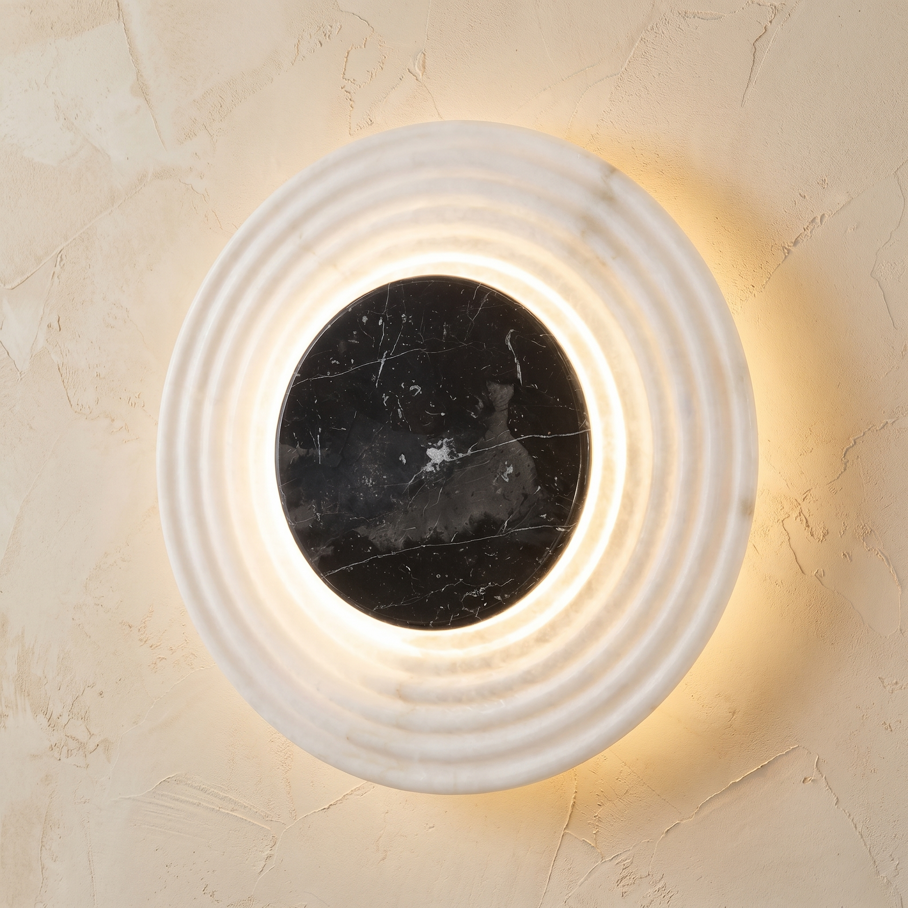 Swirl Disc Wall Alabaster — D790 — mra-swirl-disc-wall-7010-d790-product