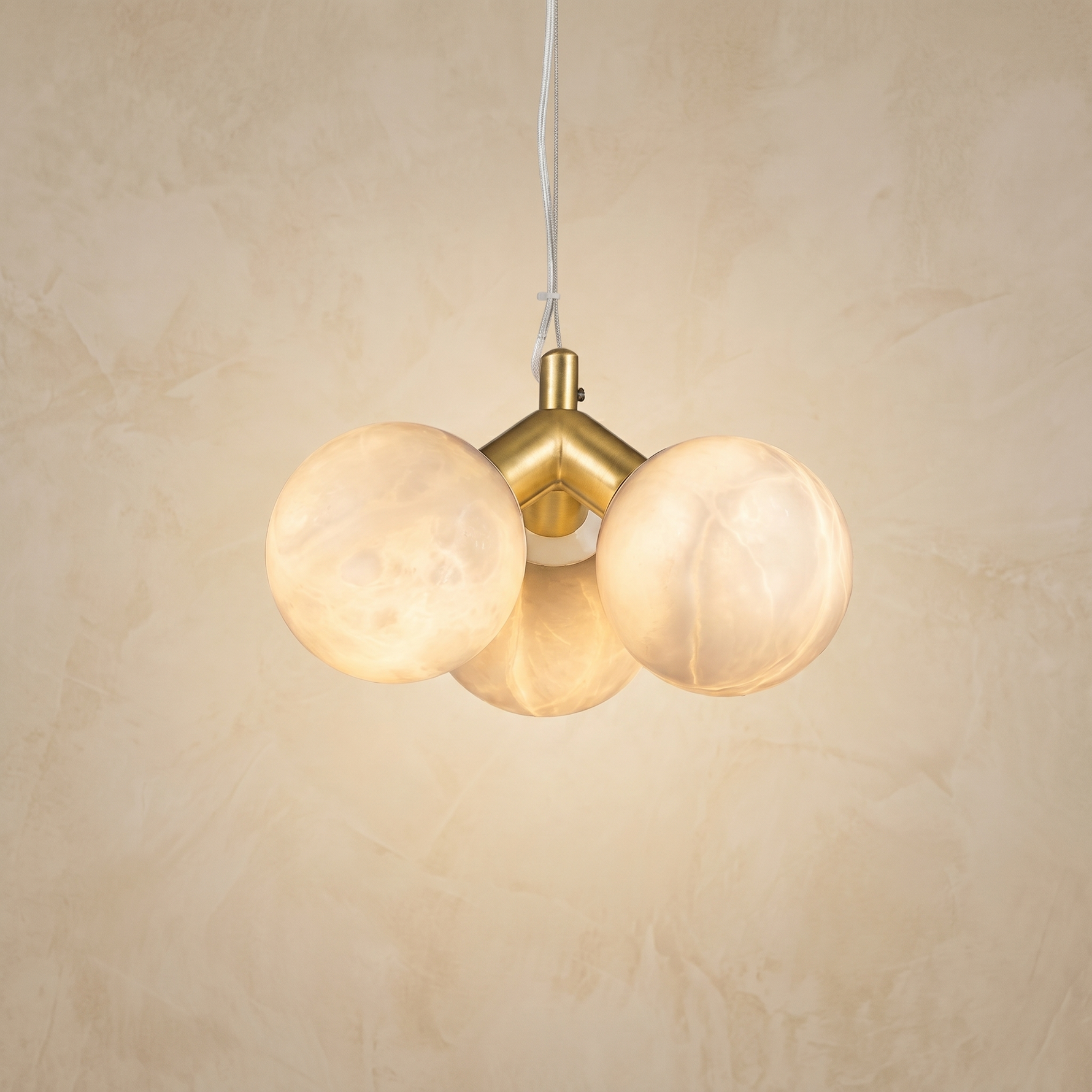 Truss & Cluster Mix Alabaster Pendant Light — D120 — mra-truss-cluster-mix-p26-d120-product