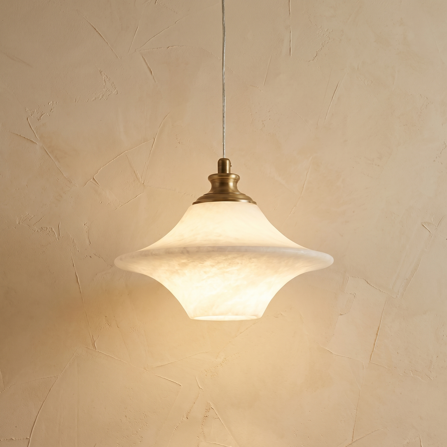 UFO Pendant Alabaster — D270 — mra-ufo-pendant-70065-d270-product