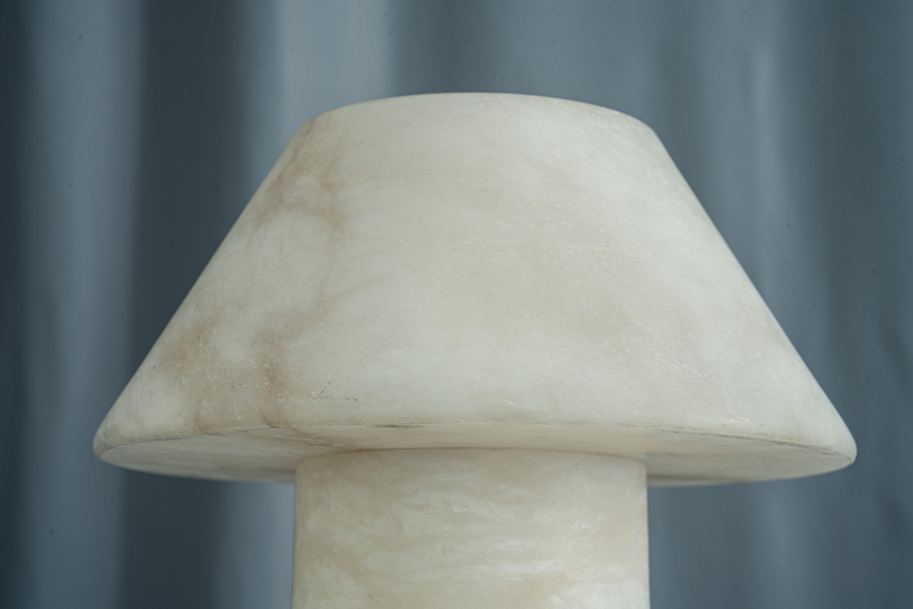 yiosi-obelisco-mushroom-large-t525-143-027.jpg