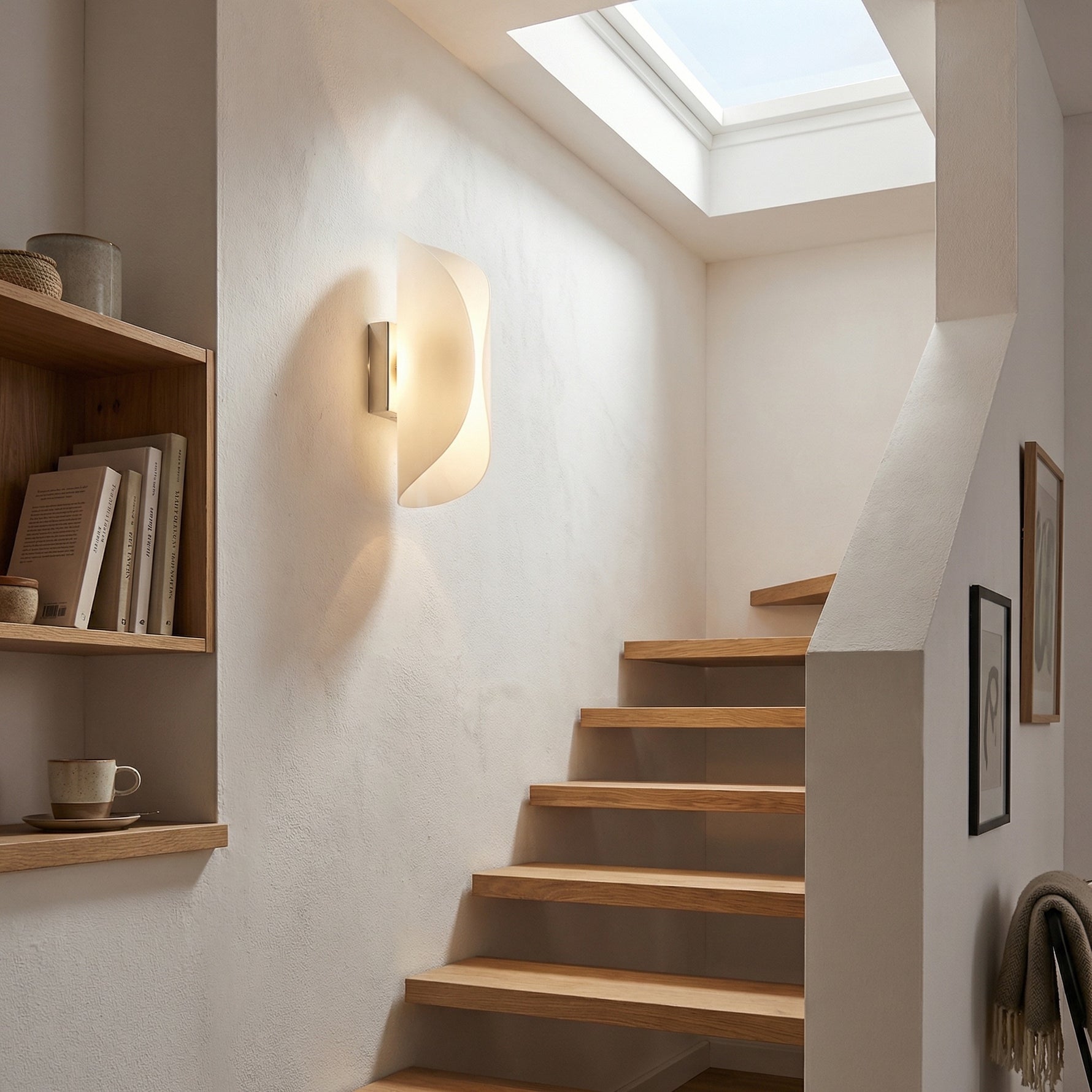 Yiosi Phantom Mini Metal Wall Sconce - scene-3