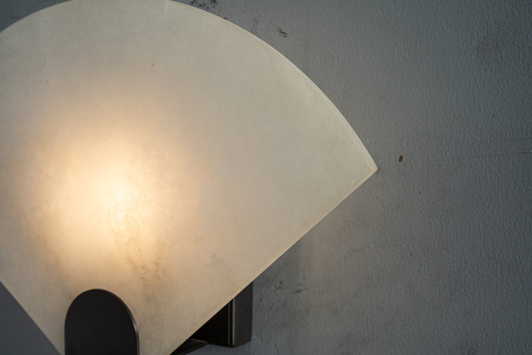 yiosi-scultura-fan-373-103-053.jpg