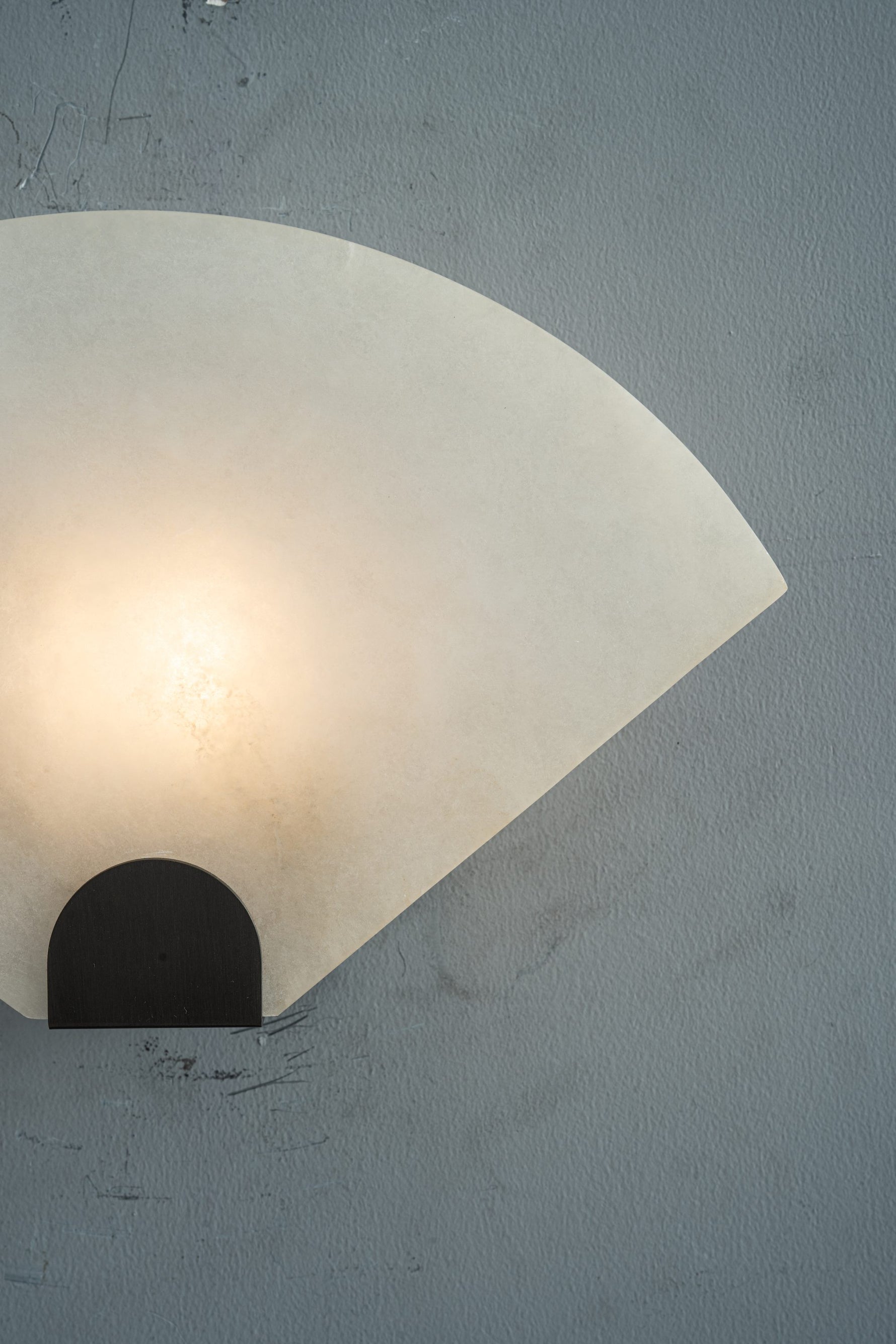 yiosi-scultura-fan-373-103-060.jpg