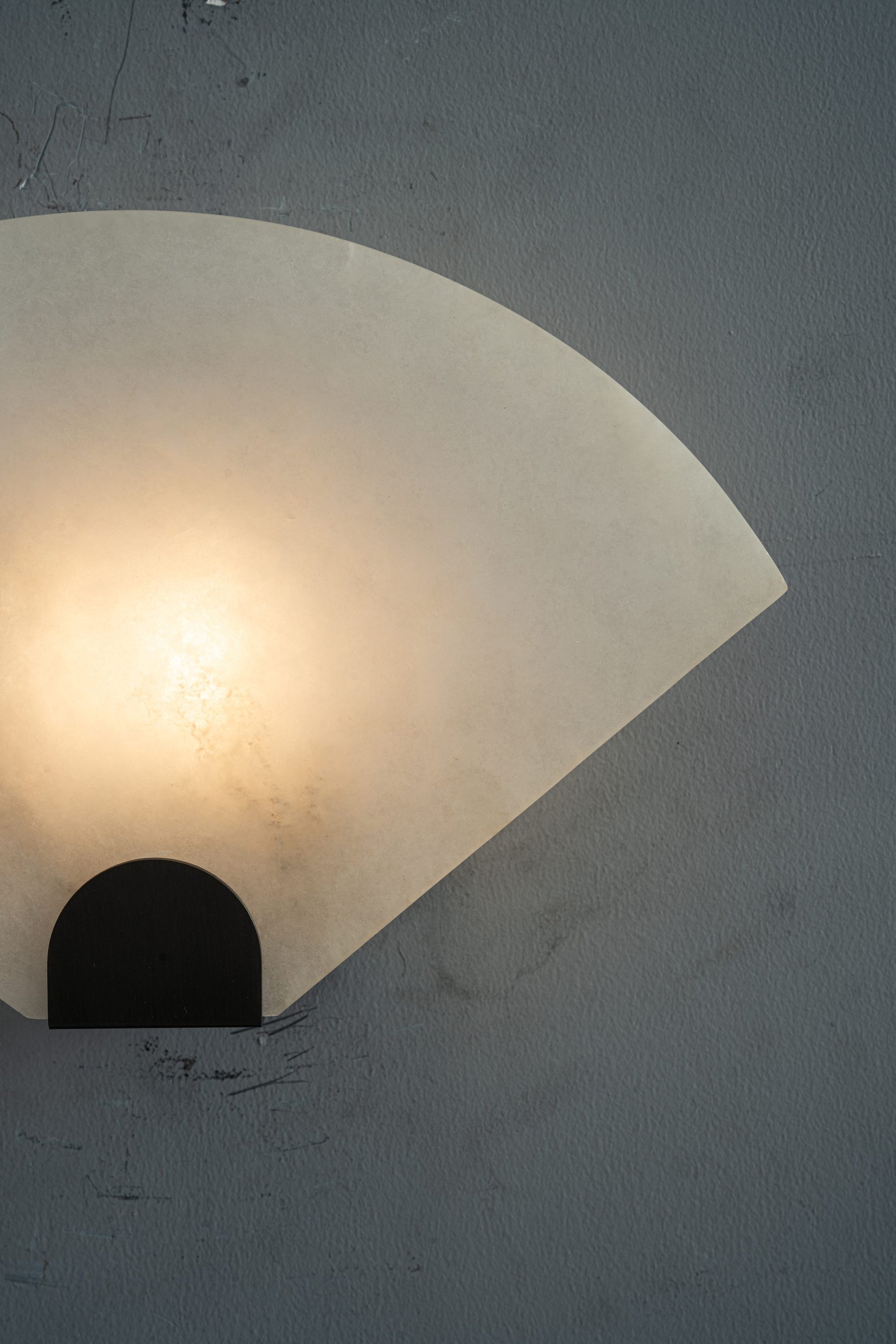 yiosi-scultura-fan-373-103-061.jpg