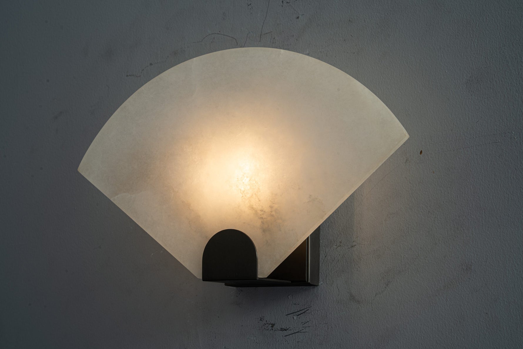 yiosi-scultura-fan-373-103-065.jpg