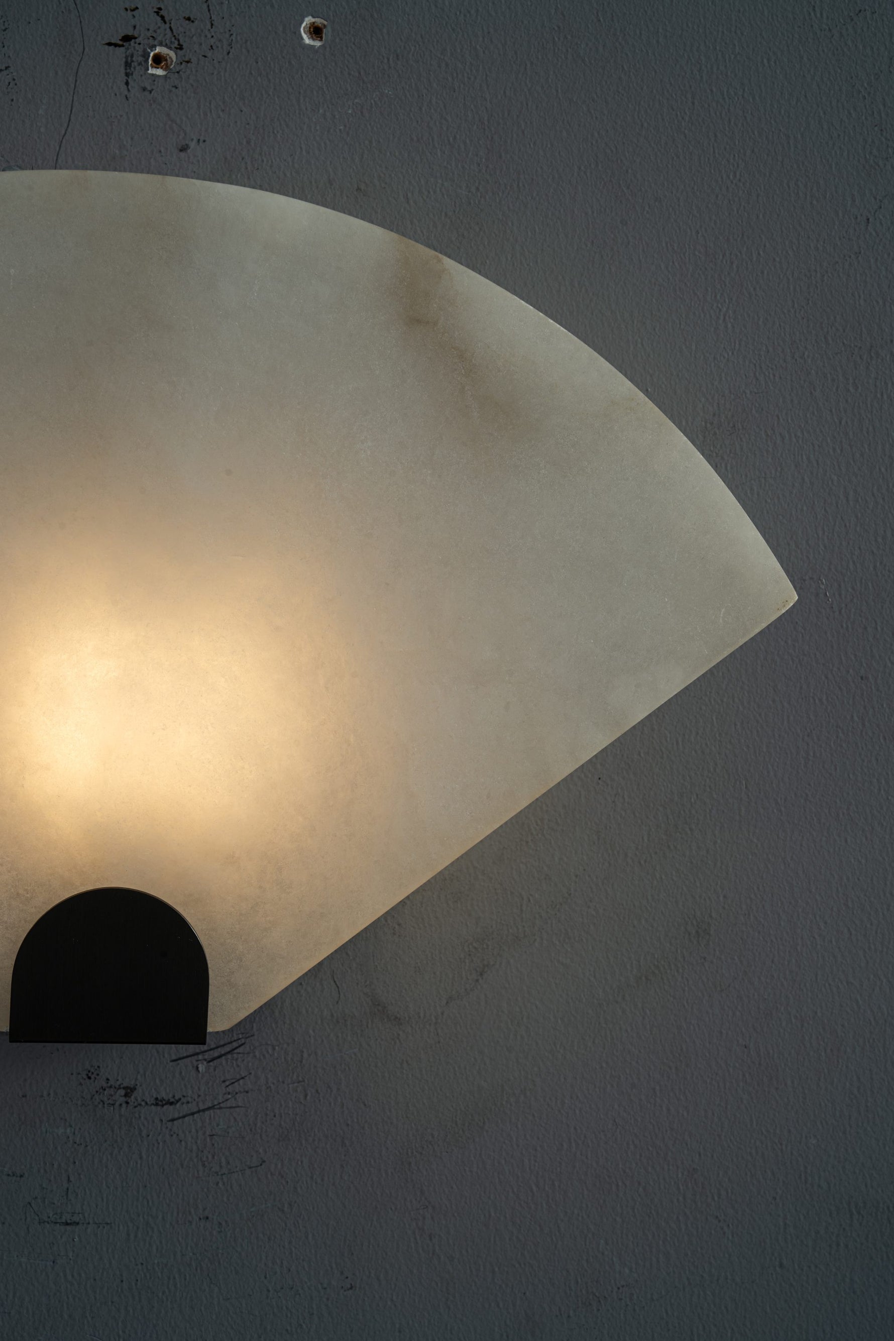 yiosi-scultura-fan-373-103-099.jpg