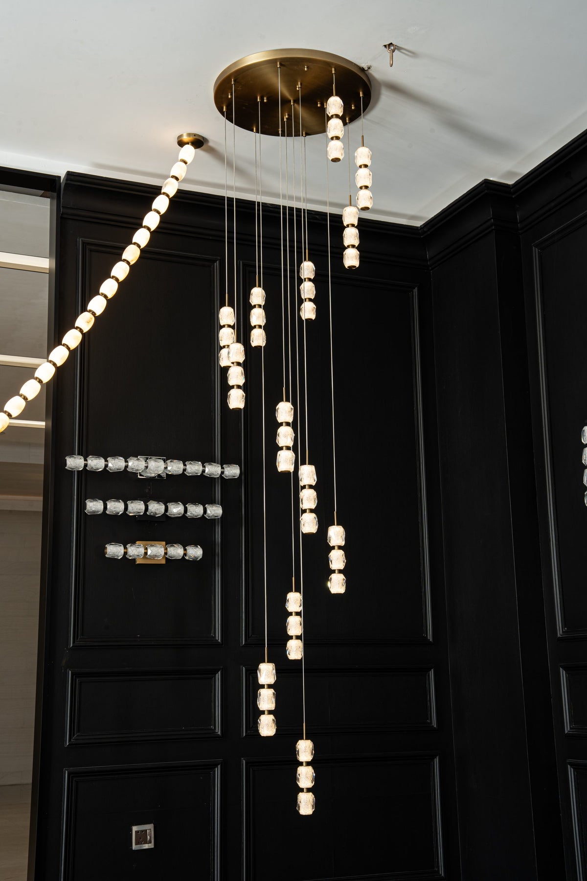 yiosi-seduction-spiral-staircase-chandelier-mld-007-016.jpg