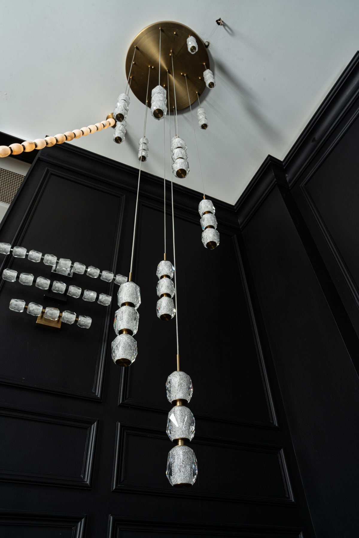 yiosi-seduction-spiral-staircase-chandelier-mld-007-040.jpg