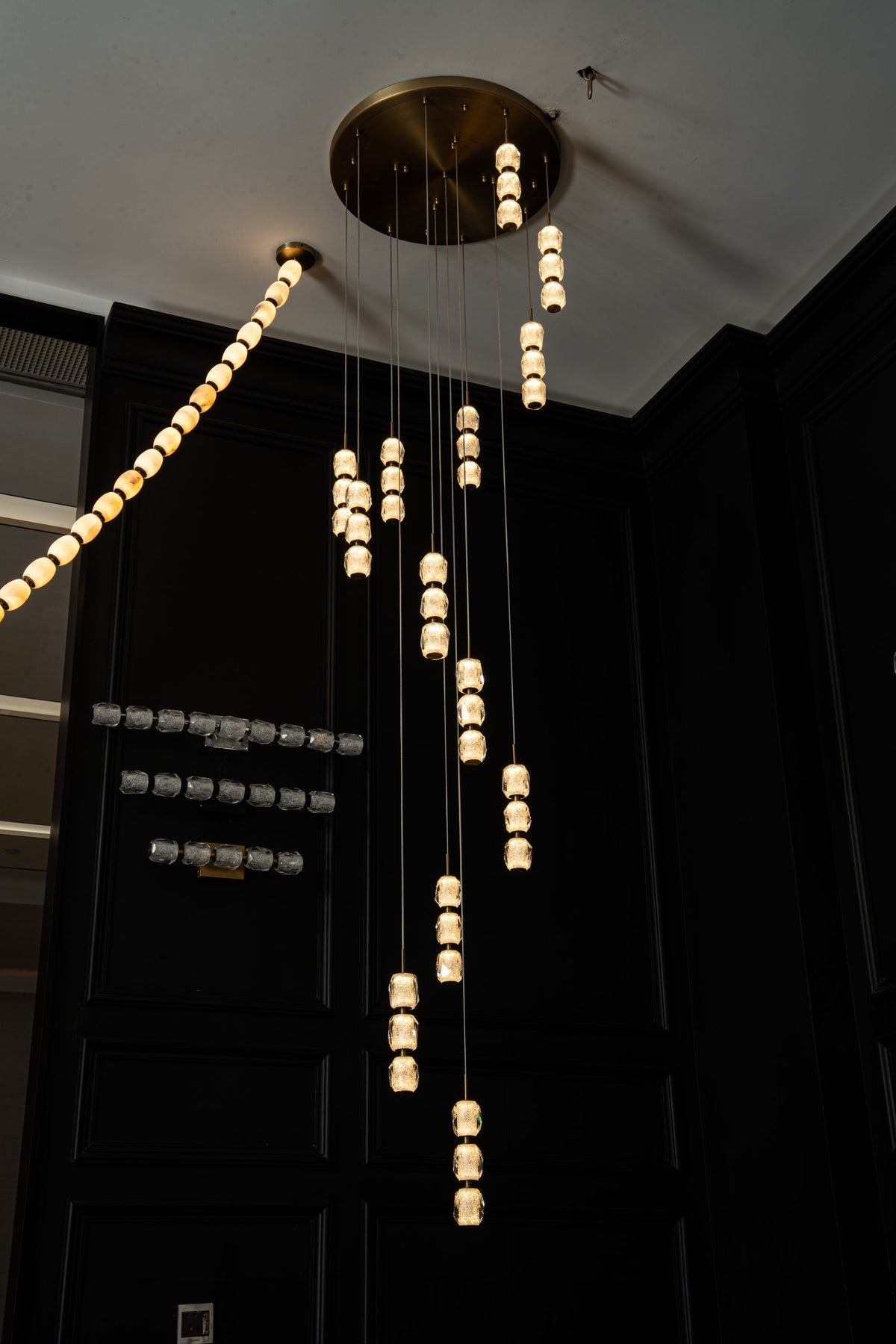 yiosi-seduction-spiral-staircase-chandelier-mld-007-050.jpg