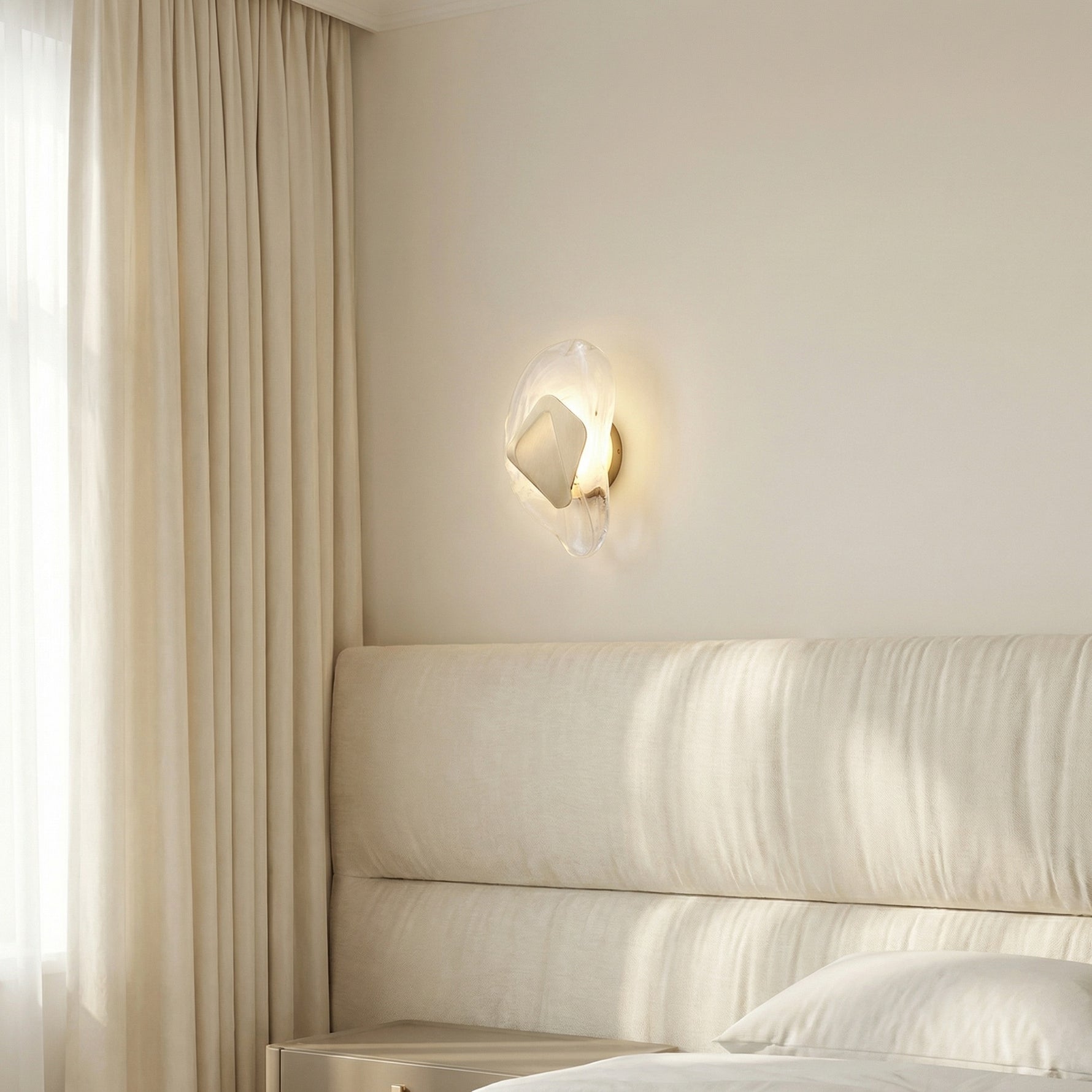 Yiosi Series Mini Glass Wall Sconce 13" - scene-2
