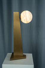 yiosi-sfera-moon-on-pedestal-mt331-1-090-074.jpg