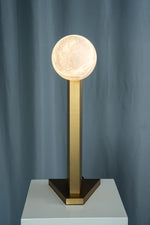 yiosi-sfera-moon-on-pedestal-mt331-1-090-085.jpg