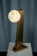 yiosi-sfera-moon-on-pedestal-mt331-1-090-099.jpg