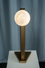 yiosi-sfera-moon-on-pedestal-mt331-1-090-104.jpg