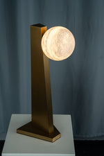 yiosi-sfera-moon-on-pedestal-mt331-1-090-112.jpg